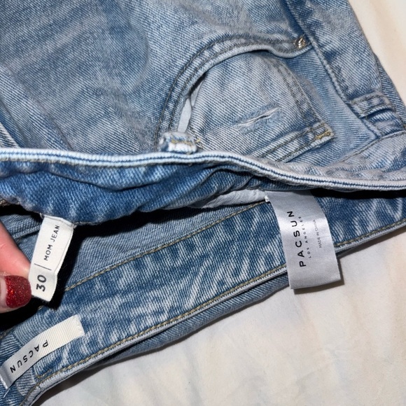 PacSun Light Blue Distressed Mom Jeans - Picture 5 of 5